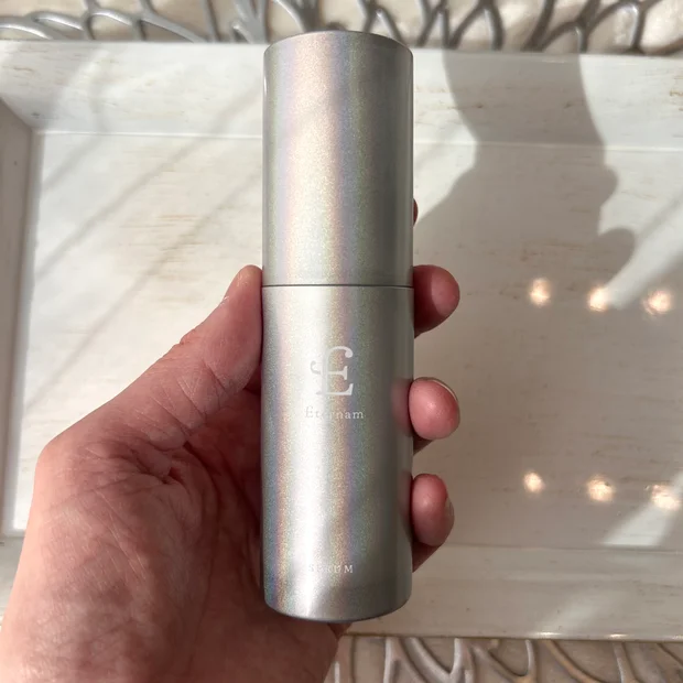 理想的な「時のない肌」へ♡
再生医療研究から生まれたスキンケア、【エテルナム セラム】を徹底レビュー!!