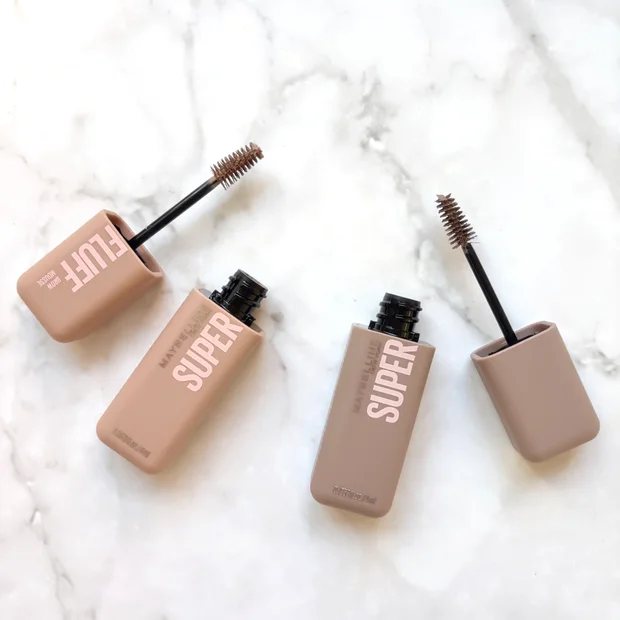 【小田切ヒロさん愛用】メイベリン ニューヨーク 「SP フラッフ ブロウ ムース」をレビュー