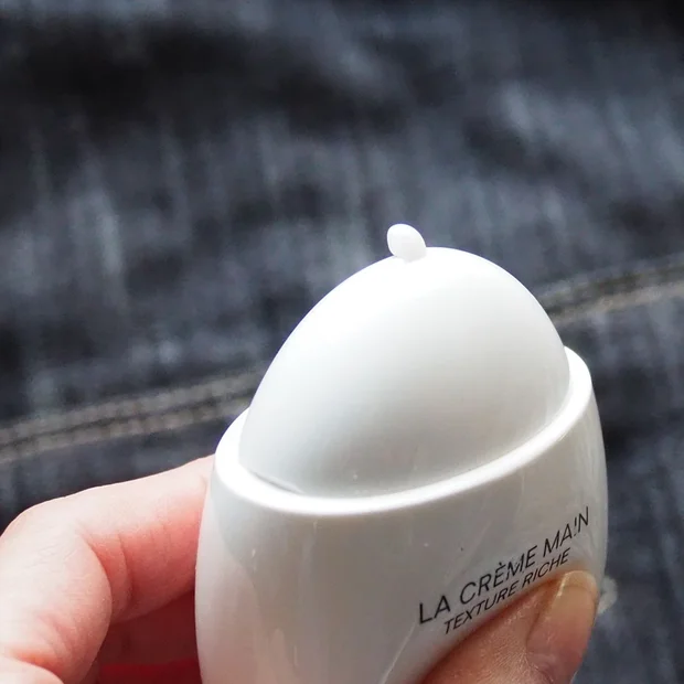 絶対喜ばれるギフトならこれ！シャネル卵型ハンドクリームをレポート【デニムコレクション予約情報も】