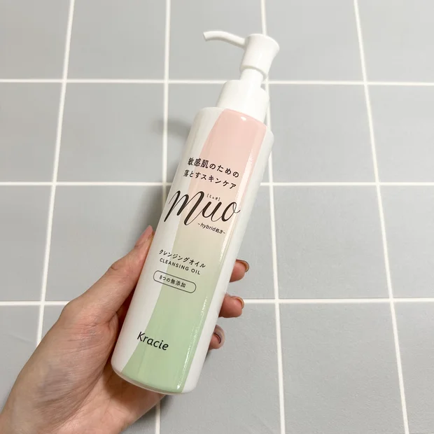 【敏感肌でもしっかりメイクを落としたい人におすすめ】ミュオクレンジングオイルを徹底解説！