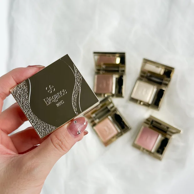 エレガンス「プレジール アイズ」全18色から5色スウォッチ｜単色で美グラデが叶う名品。01・02・03・04・10をレビュー