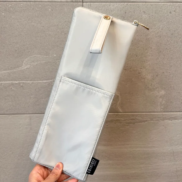 【ワンランク上のヘアアイロン】
「ケアレクト by プリュスオー スムースケアアイロン」をレビュー!!
まるでサロン帰りのような、なめらかシルク髪へ♡