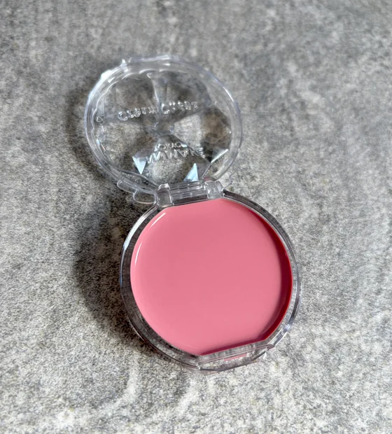 【キャンメイク】先行発売中！クリームチーク新色25さくらんぼホイップをスウォッチ付きでご紹介♪