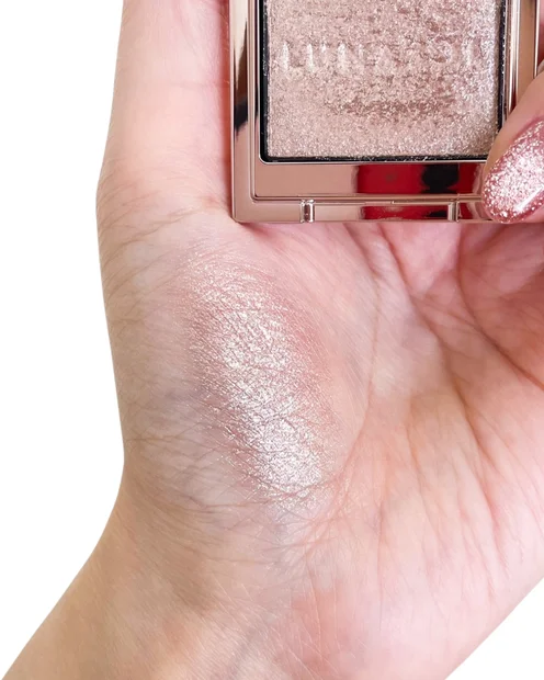 【ルナソル新作】ラメ好きなイエベ春さんに可愛い♡ラメアイシャドウ