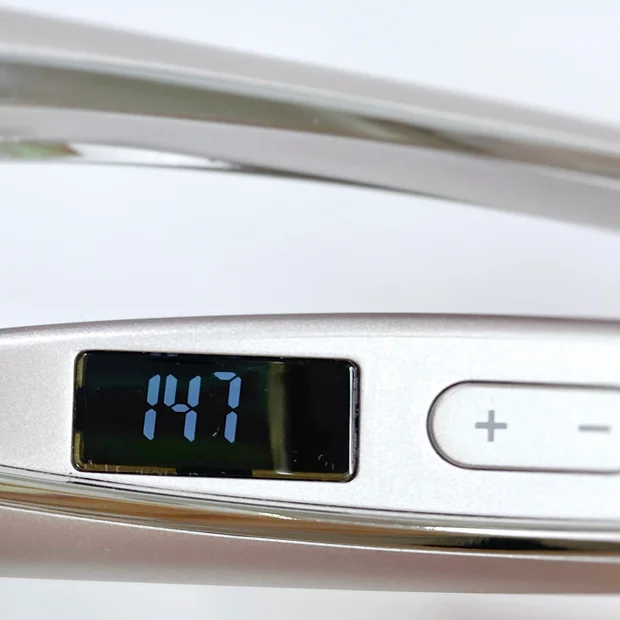 朝のいそがしいときにもってこいな[ケアレクト by プリュスオー スムースケアアイロン]