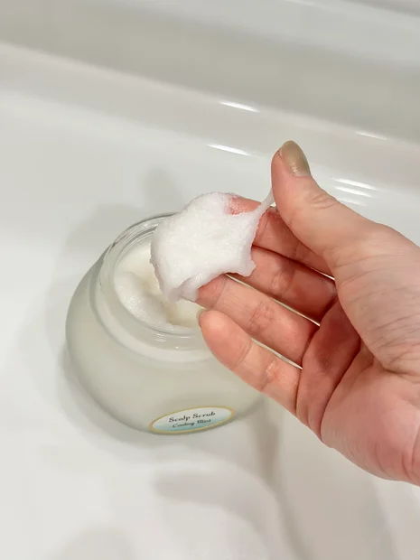 美髪を目指ならまずは頭皮から。爽快感のある使用感がクセになる、サボンの名品ヘッドスクラブ