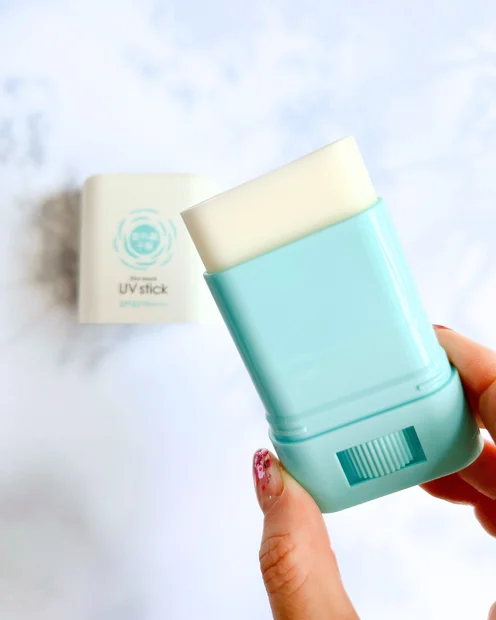 リニューアルして新登場！小さいお子様と一緒に使えるポケットサイズのさらさらUVスティック