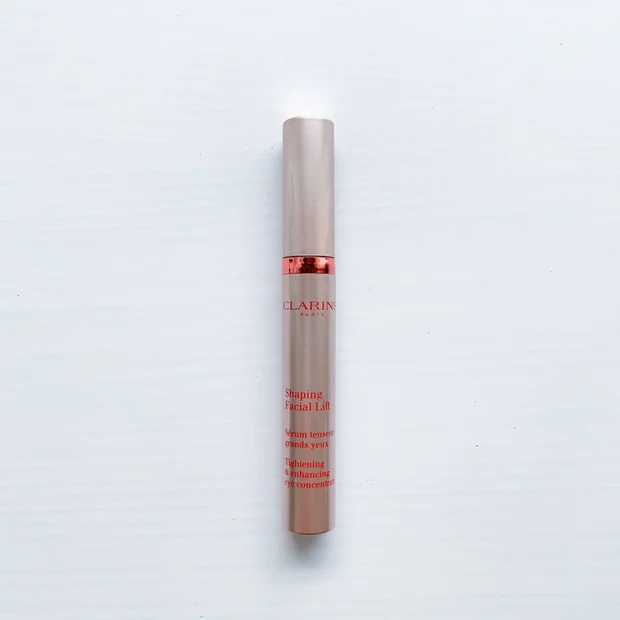 【クラランス クリスマスコフレ】¥10,941が￥8,800！上向きフェイス叶う神セット