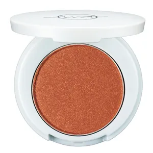 ドゥーオーガニック ワ バイ ドゥーオーガニック ルミナス アイ シャドー RD 02 ￥2750（リフィル）、同 ポイント メイクアップ コンパクト ￥1320／ジャパン・オーガニック