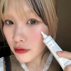 佐々木れな_ニキビケア_エトヴォス