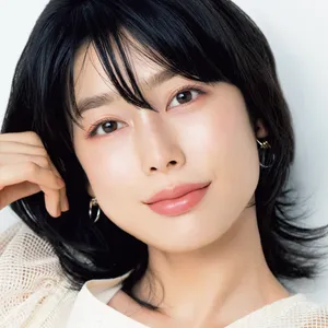 肌ノイズ　ニキビ　ニキビ跡　シミ　ほうれい線