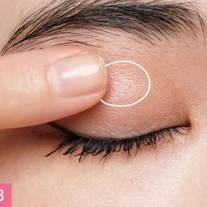 アイメイク 奥二重 長井かおり 目元に立体感を