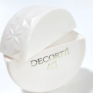 プレゼントにおすすめのハンドクリーム コスメデコルテ ＡＱ ハンドエッセンス