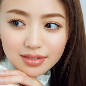 【春のオフィスメイク】「はじめまして」な日は、こんなメイクで PhotoGallery_1_9