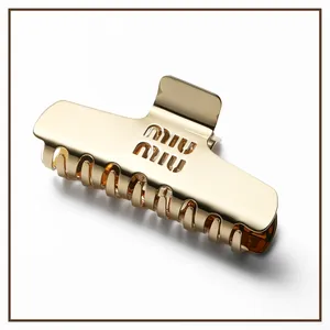 miumiu ミュウミュウ　ヘアアクセサリー　ヘア小物　ヘアクリップ　
