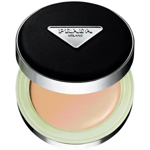 鈴木えみ ベースメイク AI肌 プラダ メッシュ クッション LC5