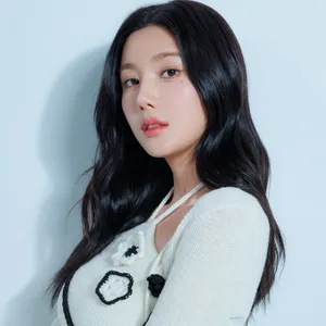 クォン・ウンビオフショット②