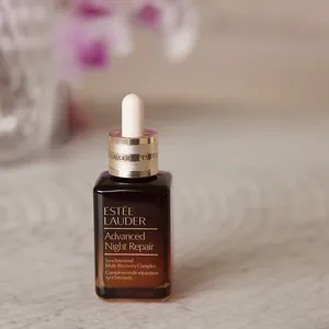 エスティ ローダー　アドバンス ナイト リペア SMR コンプレックス