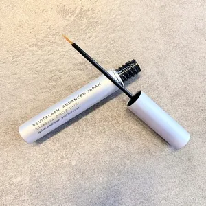 【おすすめのまつげ美容液】リバイタラッシュ アドバンス ジャパン