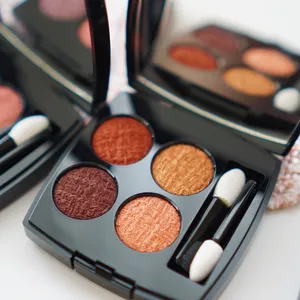 シャネル レ キャトル オンブル ツイード 各￥11880  2022年9月9日数量限定発売