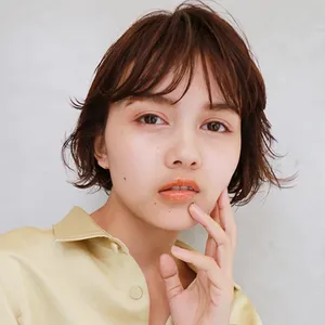 大人の外ハネショートボブ