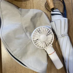 猛暑、紫外線、滝汗対策「これ使える！」 職業別・夏の必須持ち物リストGALLERY_1_14