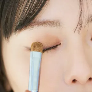 山本舞香のBeauty Script　【2024春夏トレンドメイク】CELINE編　HOWTO①