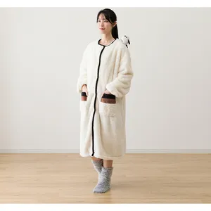 ニトリ　着る毛布