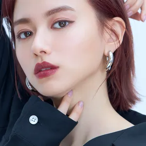 舞香さんにも悩みがある！？ 理想の体型とは？ キレイの秘密に迫る『山本舞香100問100答』Vol.4