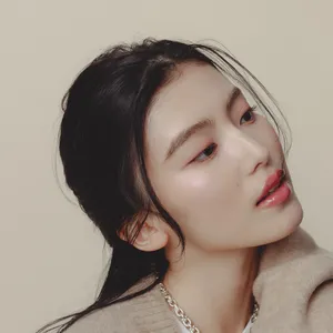 ユニクロ　UNIQLO　カーディガン　ピンクメイク　やり方