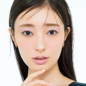 林 由香里が教える“美肌印象狙い”の春色アイレシピ PhotoGallery_1_1