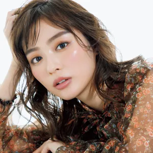 岡野瑞恵　洒落感　ネオコンサバメイク