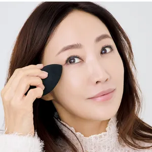 神崎恵さん直伝 KANEBO カネボウ ライブリー スキン ウェアⅡの塗り方 スポンジ