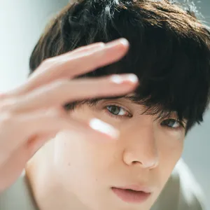 【宮沢氷魚さんインタビュー】透明感を保つ美容のこだわり、美しいと感じる人、〝瞳で語る〟演技法とは？ GALLERY_1_5