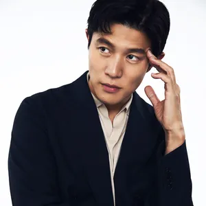 鈴木亮平さん PhotoGallery_1_5