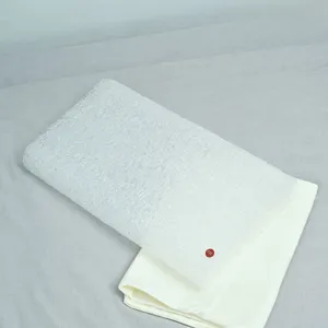 マキア　山本舞香　ヘルシー美活　美活　睡眠　枕　新感覚ピロー　寝具　眠り　ブレインスリープ　クールダウン