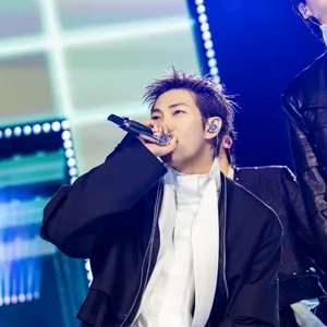 BTS 『BTS THE COMEBACK LIVE | ARIRANG』 ライブレポ Netflix フォトギャラリー RM