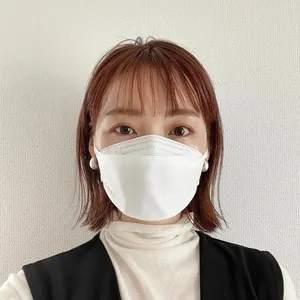 リップが付きにくい韓国製マスク_着用写真_正面