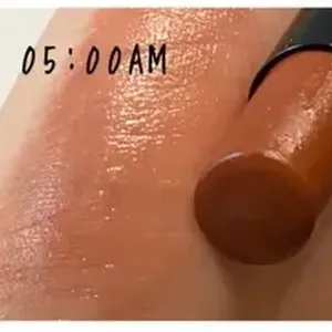 イエベ秋 リップモンスター 11 05:00AM