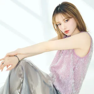 山本舞香さんが、SNSでバズっている純欲メイクに挑戦！