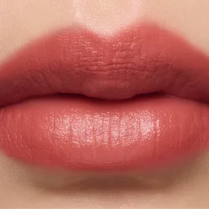 ジバンシイ　ルージュ・ジバンシイ・ベルベット・マット N04をイエベがスウォッチ