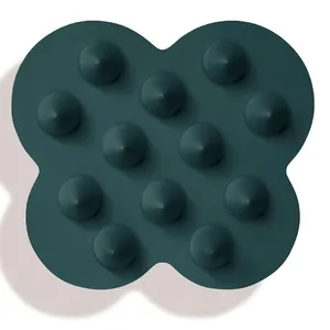 uka スカルプブラシ ケンザン バリカタ ¥2200／uka Tokyo head office 