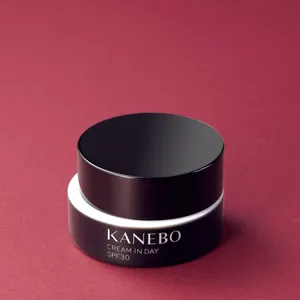 最新 小嶋陽菜さん愛用のスキンケア KANEBO クリーム イン デイ Ⅱ