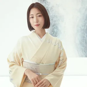 春の【ハレの日メイク】MEGUMIさんに聞く、着物にあわせるメイク＆ヘアは？