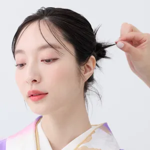 【卒業式袴ヘアアレンジ・ミディアム➁】ツンツン毛束感が可愛い♡ 韓国っぽカチモリヘア　STEP３
