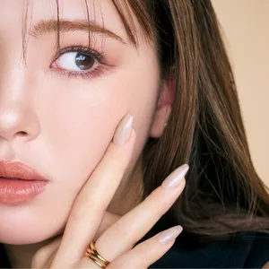 マキア　藤田ニコル 秋メイク　2025