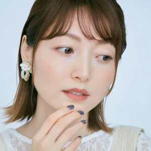 声優花澤香菜さん美肌３か条 その１.スキンケア