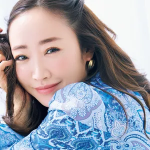 神崎恵　プチプラメイク　ケイト　ヴィセ　アイカラー　チーク