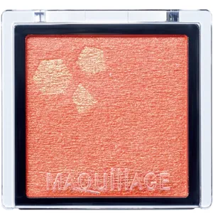 ドラマティックアイカラー（パウダー） OR415 ￥990（編集部調べ）／マキアージュ