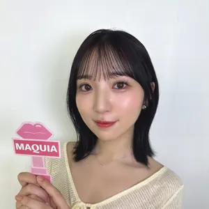 声優豊田萌絵さん　マキアオフショット　マキアマイク